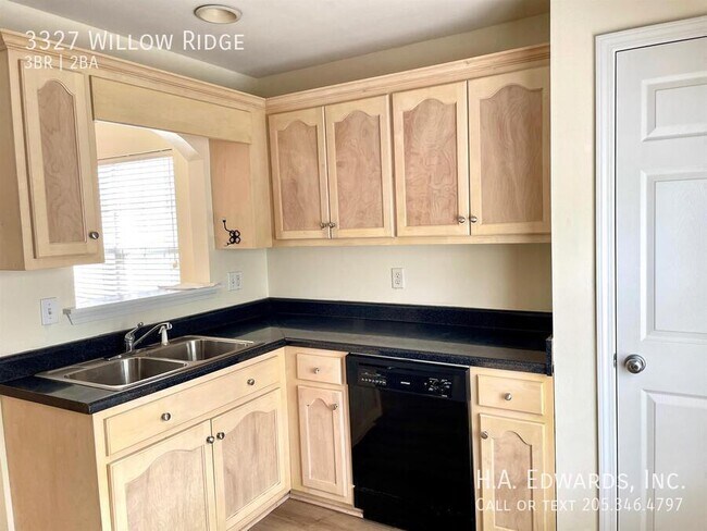 Photo - 3327 Willow Ridge Ln