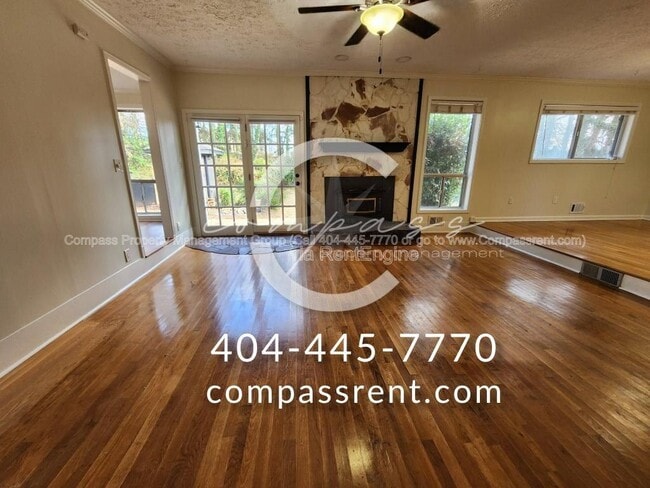 Photo - 1759 Kimberly Dr SW