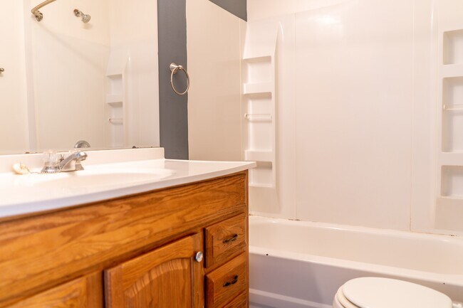 Photo - 1105 Hamilton Way Unit A