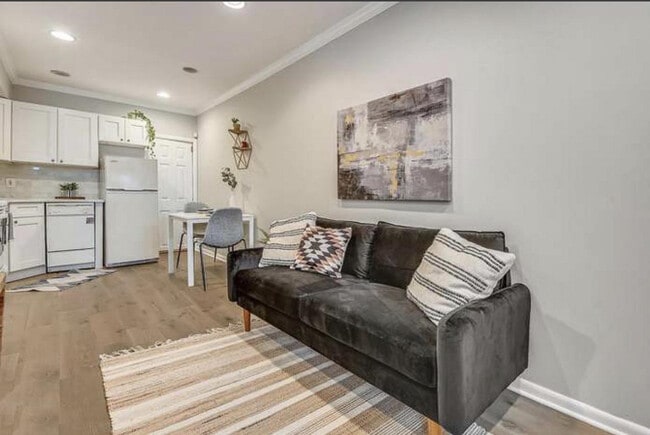 Photo - 42 E Barney St