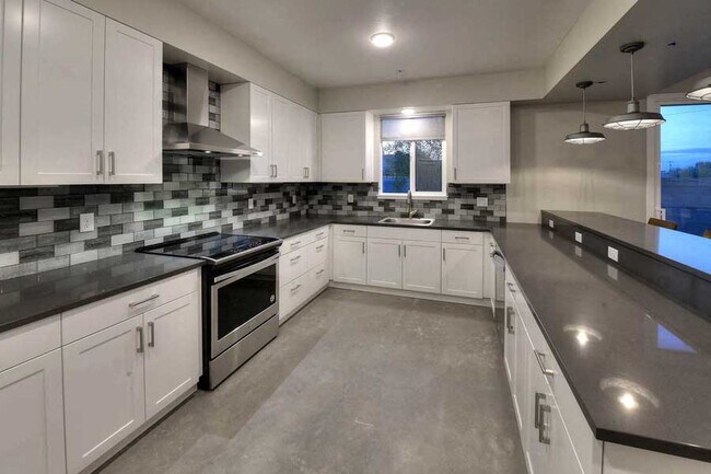 Photo - The Graymont