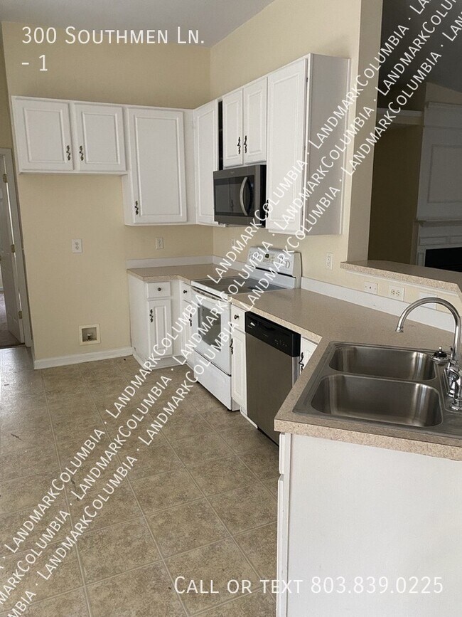 Photo - 300 Southmen Ln