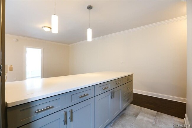 Photo - 196 Martine Ave Unit 5C