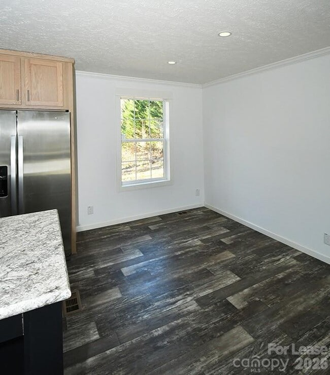 5433 King Wilkinson Rd