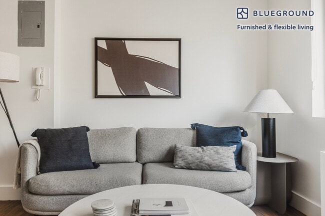 Photo - 345 W 30th St Unit FL6-ID1756