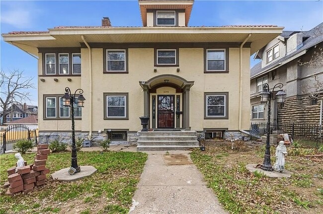Building Photo - 3346 Benton Blvd