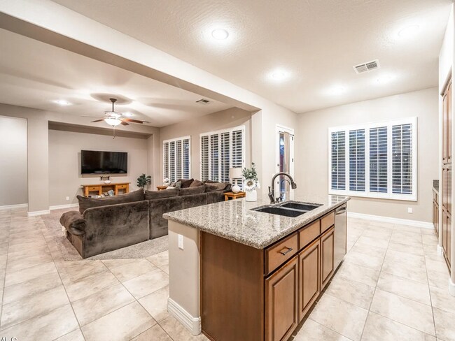 Photo - 4894 E Palm Beach Dr