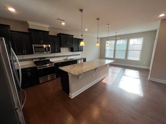 Photo - Spacious 3 bedroom townhome in Brier Creek