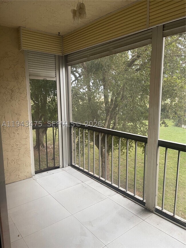 Photo - 2541 Aragon Blvd Unit 311