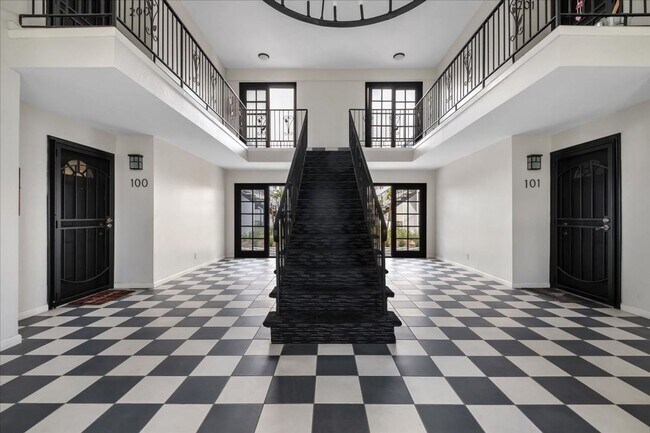 Photo - MONTICELLO APARTMENT HOMES- FULLY UPGRADED...