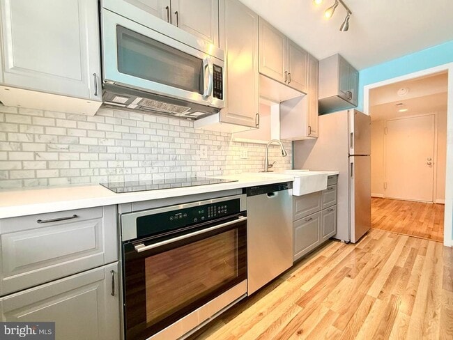 Photo - 2205 Washington Ave Unit 101