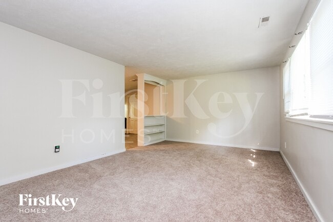 6256 Raleigh Dr