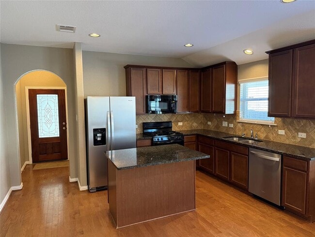 Photo - 419 Strawberry Blonde Dr