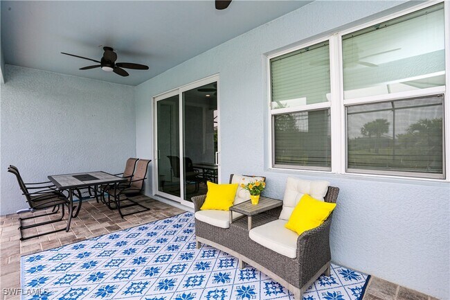 Photo - 16579 Crescent Beach Way