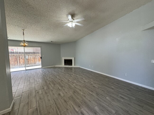 Photo - 612 Calle Orlando