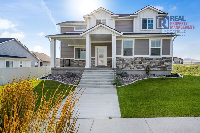 Building Photo - Brand New 3 bed 2.5 Bath Home- Double Car garage