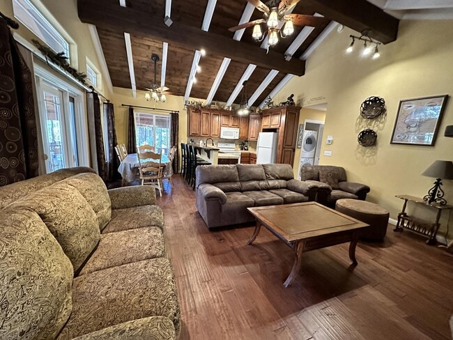 Photo - 1723 High Meadows Ct