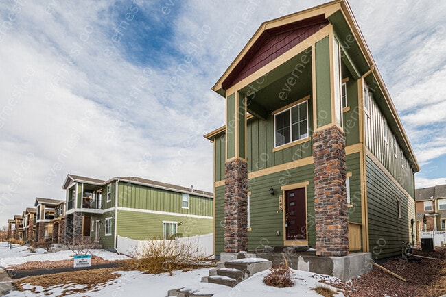 Building Photo - 2405 Falkirk Dr