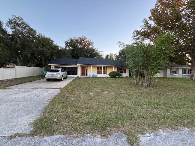 Photo - 1426 Farmington Ave