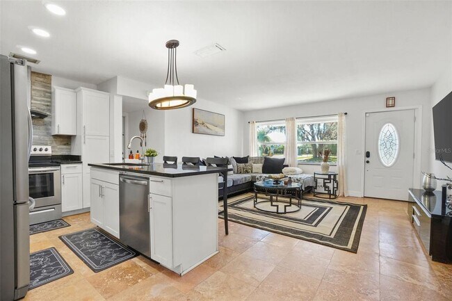 Photo - 1850 W Lake Brantley Rd