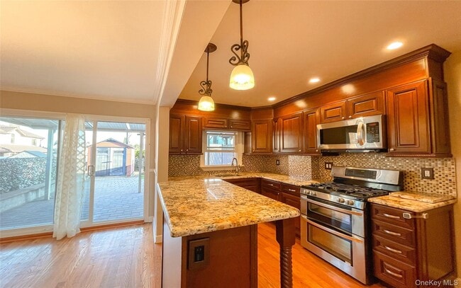 Photo - 166-66 22nd Ave