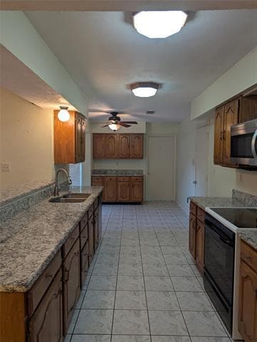 Photo - 2821 Stratford Ln