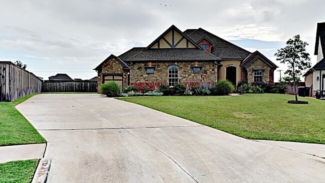 Photo - 4 Bedroom home in Rose Creek - DEER CREEK SCHOOLS