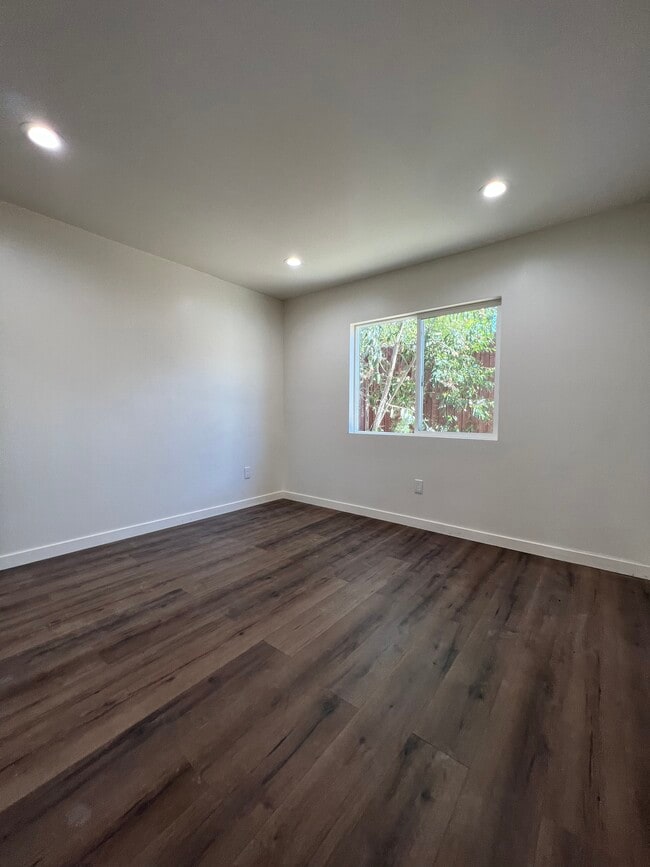 Photo - 12921 Norris Ave