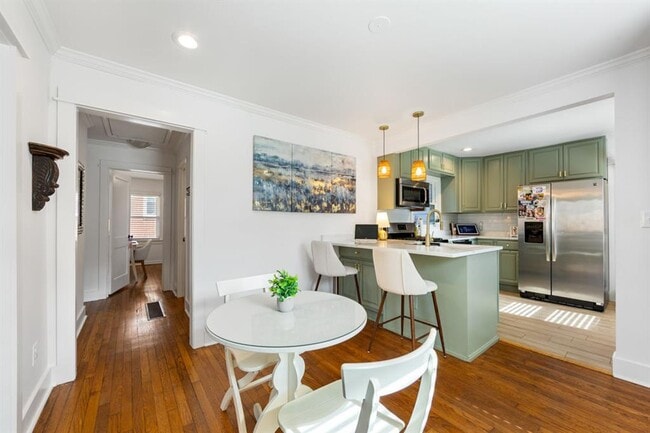 Photo - 640 Quillian Ave