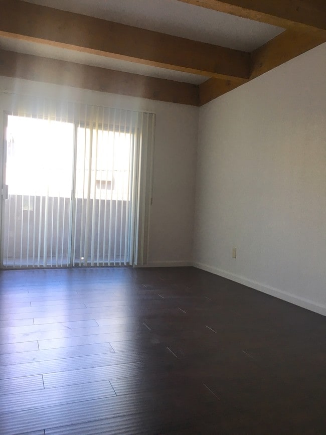 Photo - Chateau Gardens