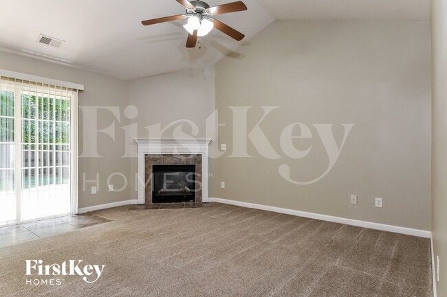 Photo - 3922 Bluestem Dr