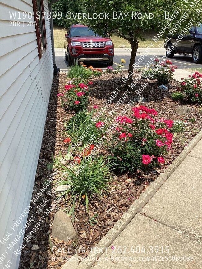 Photo - Amazing 2 bedroom, 2 full bath upper corne... Unit B