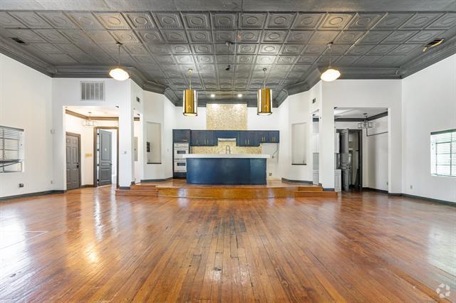 Building Photo - 2602 Kings Rd Rental
