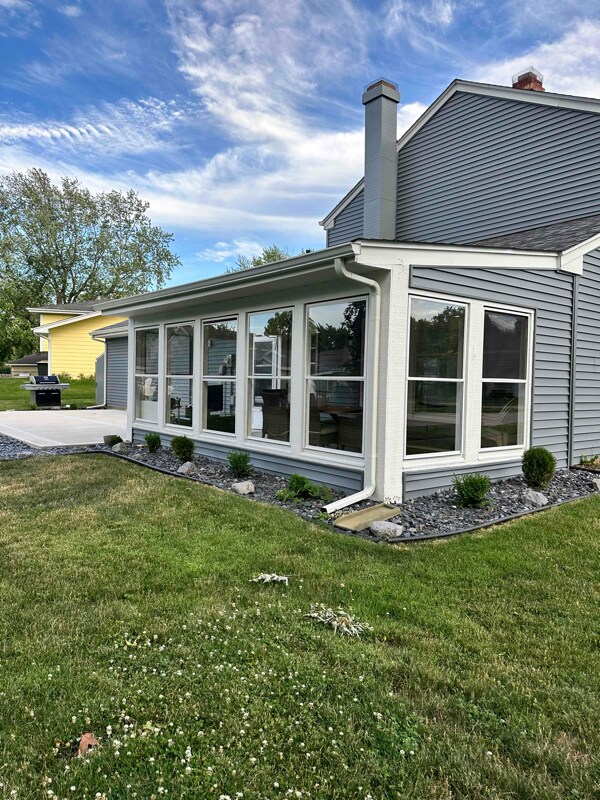 Photo - 23W234 Edgewood Ct