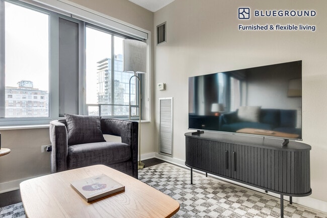 Photo - 121 W Chestnut St Unit FL13-ID1290