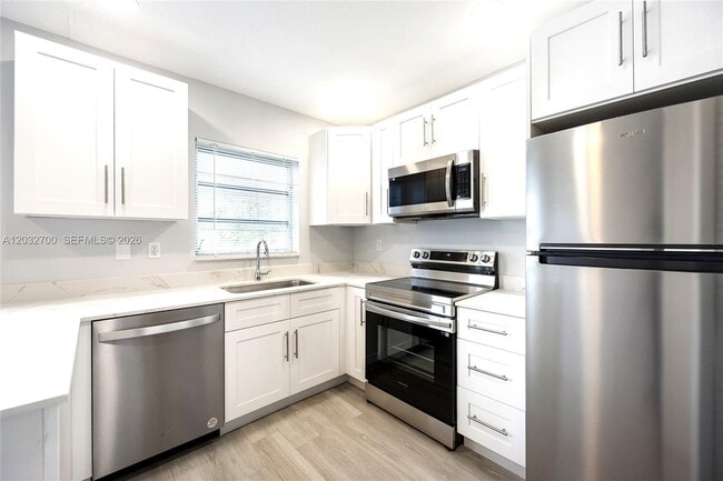 Photo - 1825 Cleveland St Unit 12