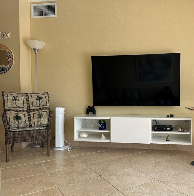 Photo - 1950 S Ocean Dr Unit 4C