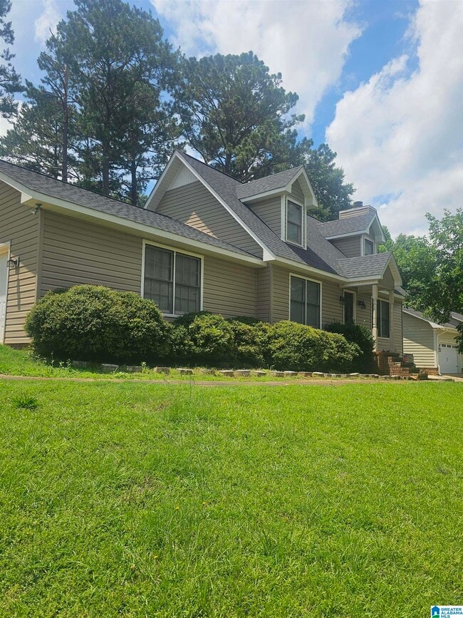Photo - 1118 Berkshire Dr House