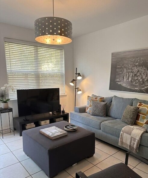 Photo - 4866 NW 108th Psge