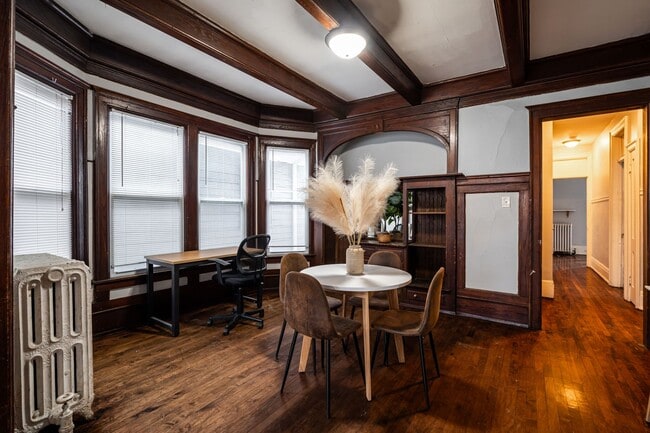 Photo - 2943 N Maryland Ave