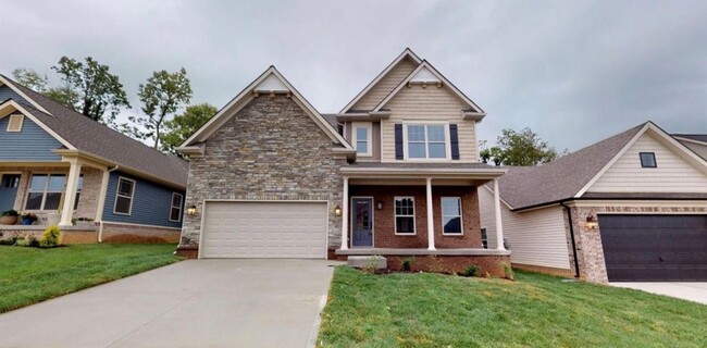 Building Photo - COMING SOON - LARGE 4 Bed 4 Bath in Lexington!