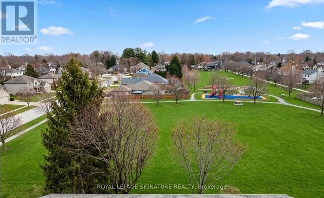 Photo - 25 Meadowvale Dr