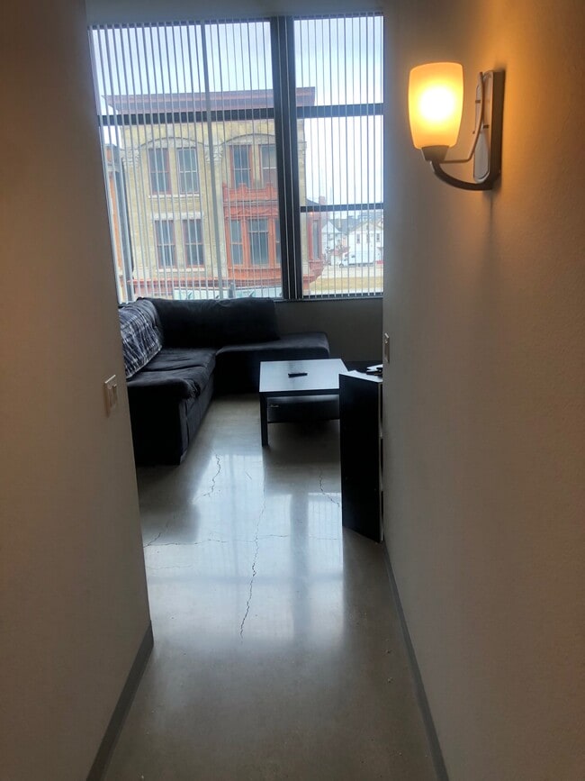 Photo - 611 W National Ave Unit 205