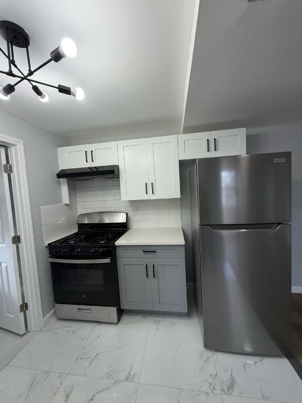 Building Photo - 504 S Orange Ave