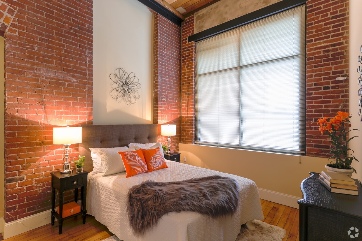 Floor Plan -  1 Bed 1 Bath