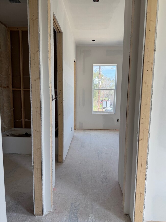 Photo - 1120 Miller Rd