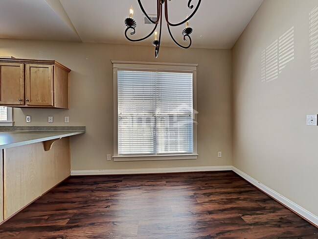 Photo - 13640 Swinton Rd