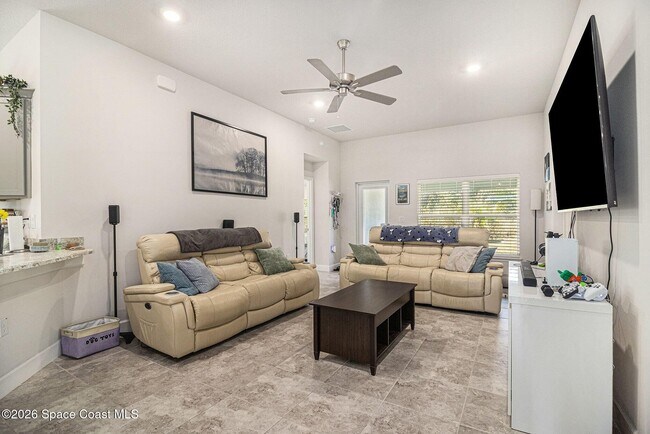 Photo - 1041 Tupelo Cir