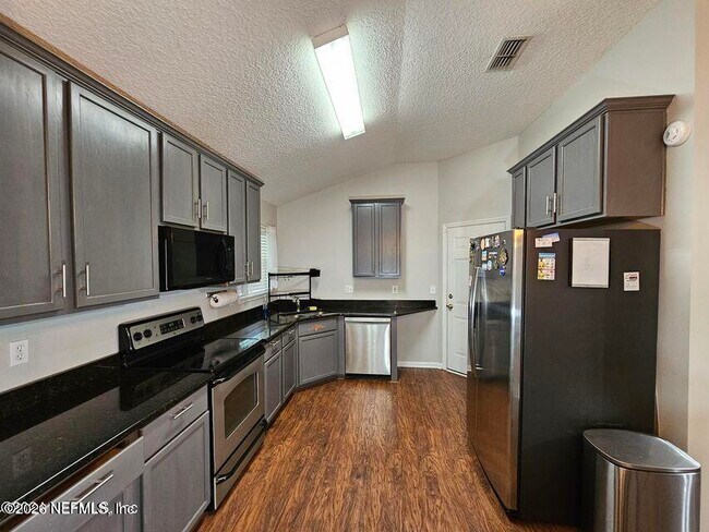 2573 Cold Creek Blvd