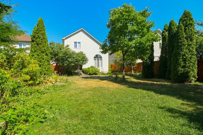 Photo - 6 Bellingham Pl